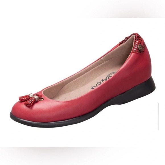 Sandbaggers Women’s Tassel Toe Scarlet Red Golf Shoes Size 8.5 Comfort Leather - Picture 1 of 11